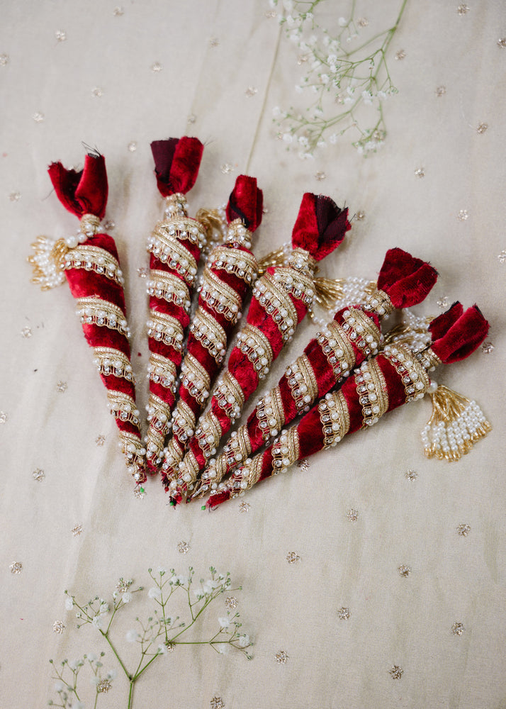 
                      
                        Elegant Decorative Mehendi Cone (Pack of 1)
                      
                    