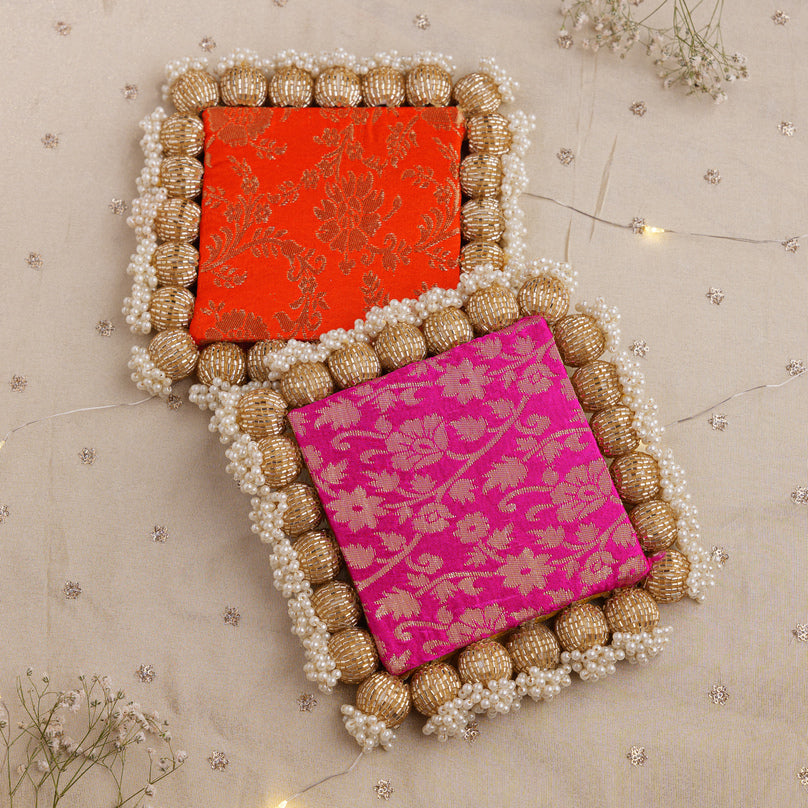 
                      
                        Reversible Pearl Beaded Rangoli
                      
                    