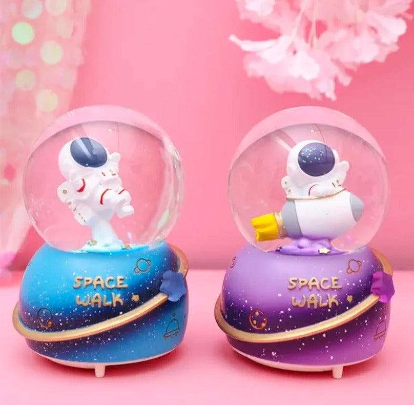 
                      
                        Astronaut Snow Globe 
                      
                    