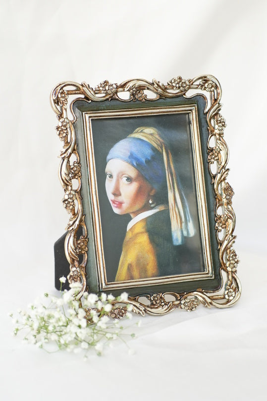 Botanical Beauty Frame