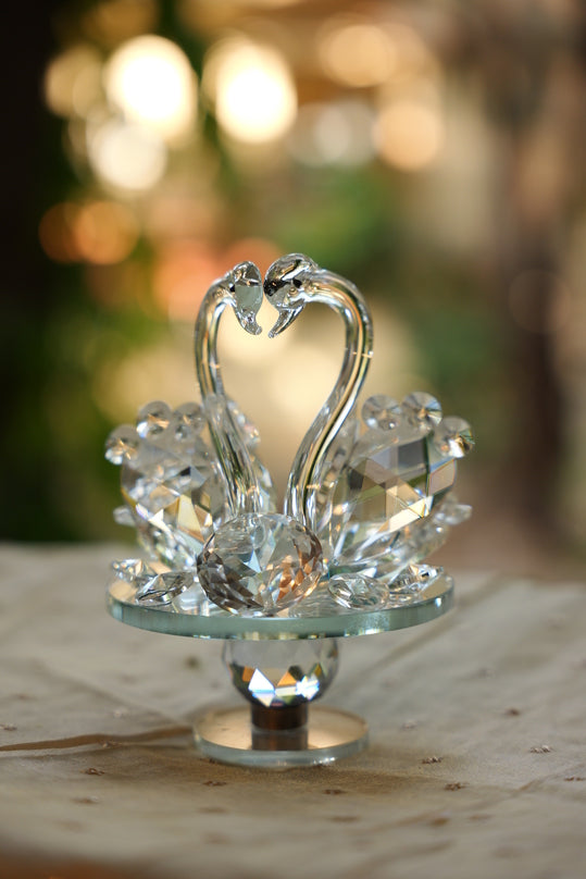 Rotating crystal swan decorative piece