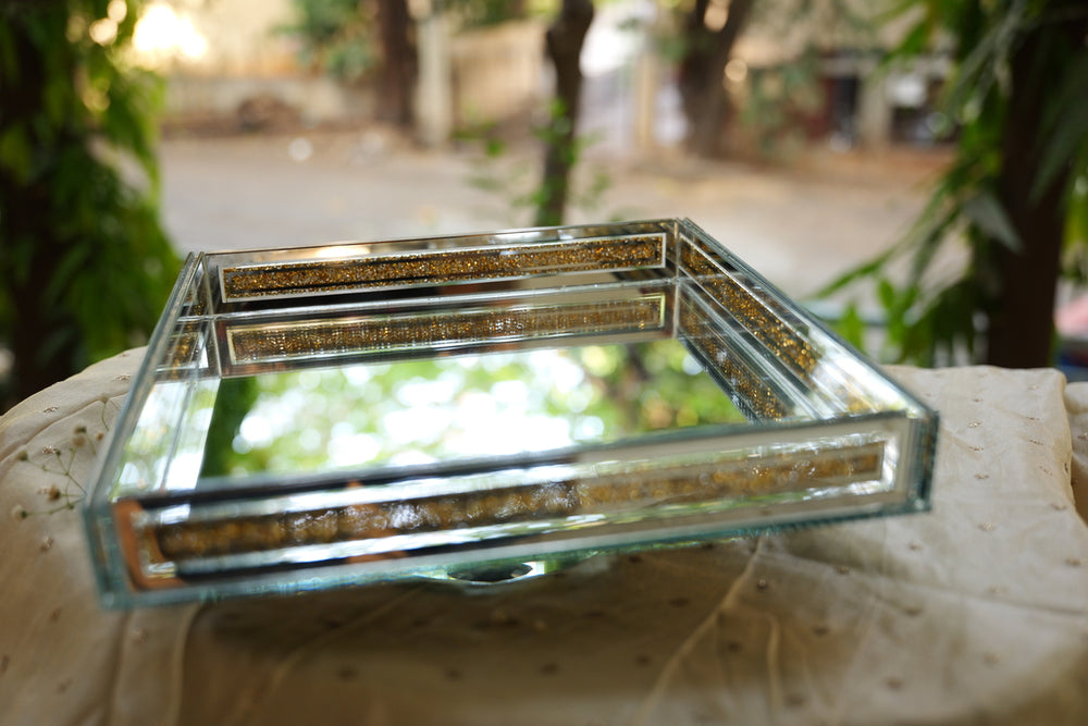 
                      
                        Crystal Mirror Rotating Cake Platter
                      
                    