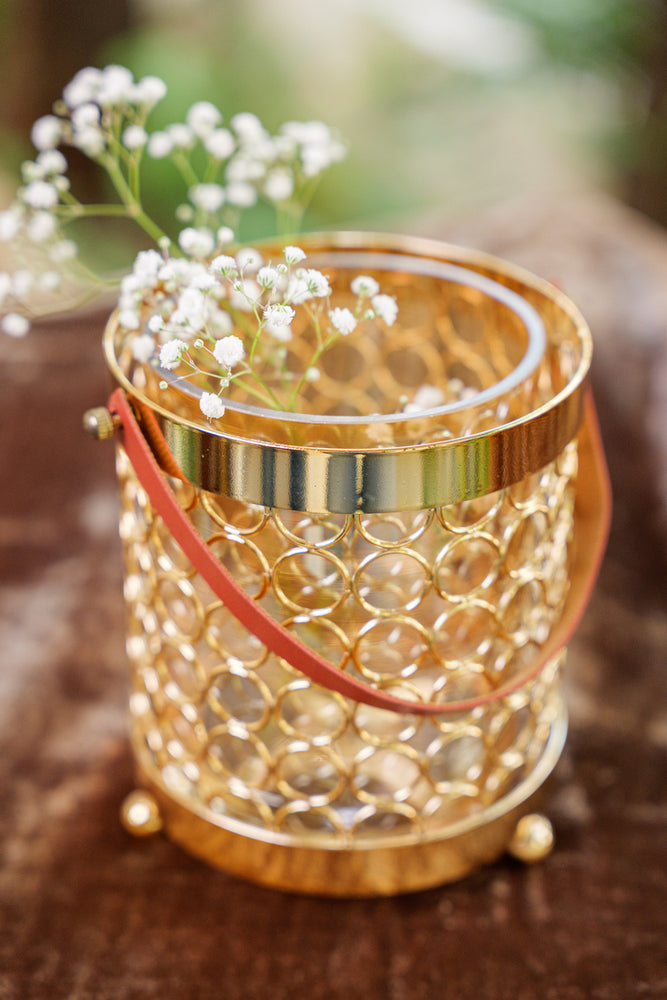 Dual-Tone Crystal Holder (Flowers not included.)
