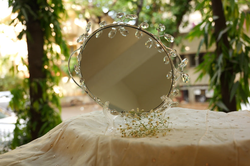 Elegant Roundish Crystal Mirror Tray
