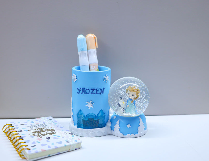 Frozen Penstand With Globe