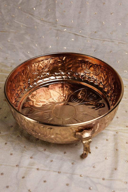 
                      
                        Gaj Padma Decorative Urli
                      
                    