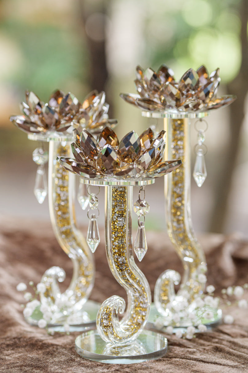 Golden crystal lotus candle holder for festive decor