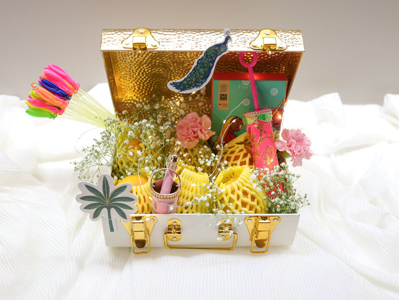 Holi Metal Trunk Hamper (Custmizable)