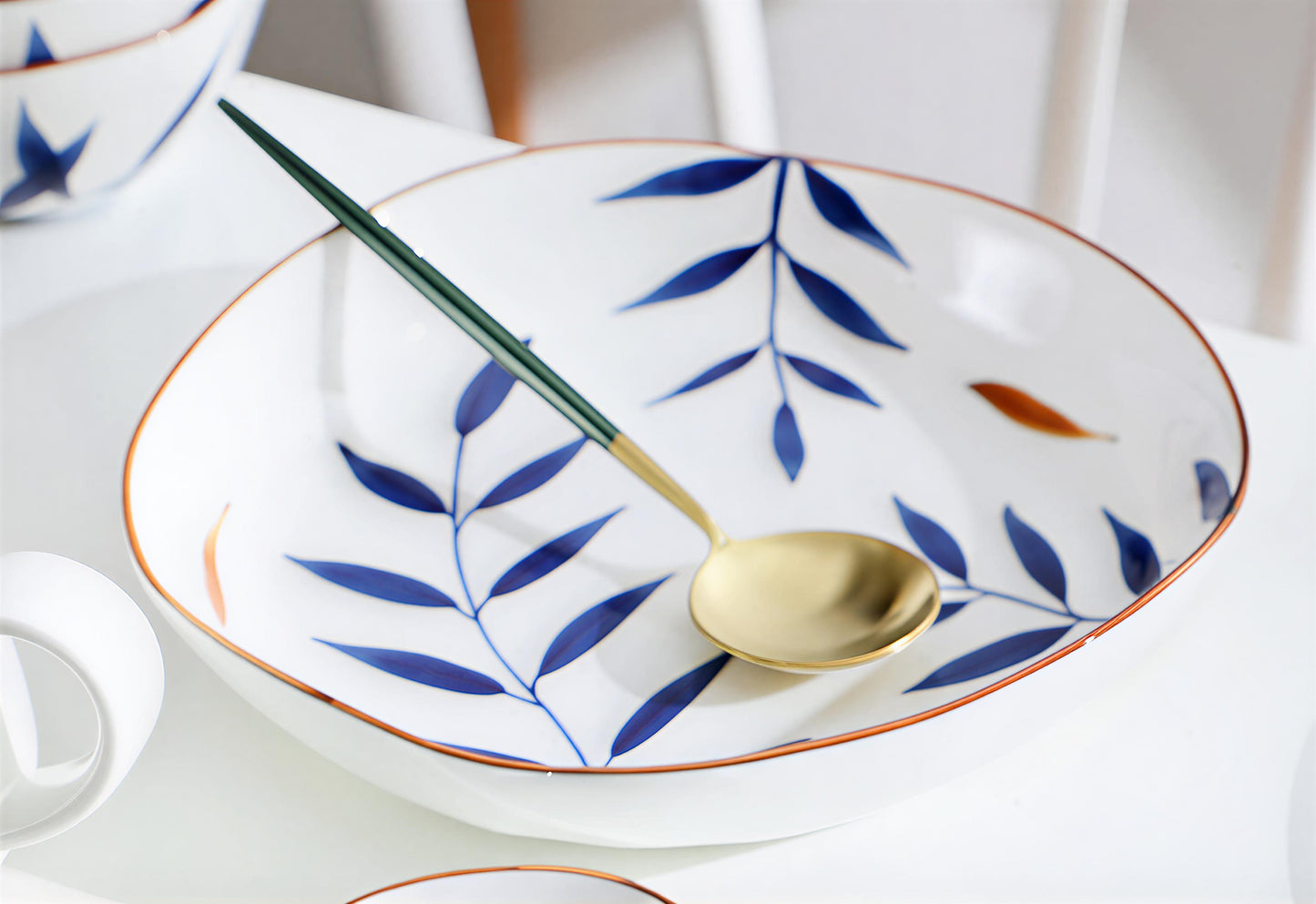 Leaf Accent Dish