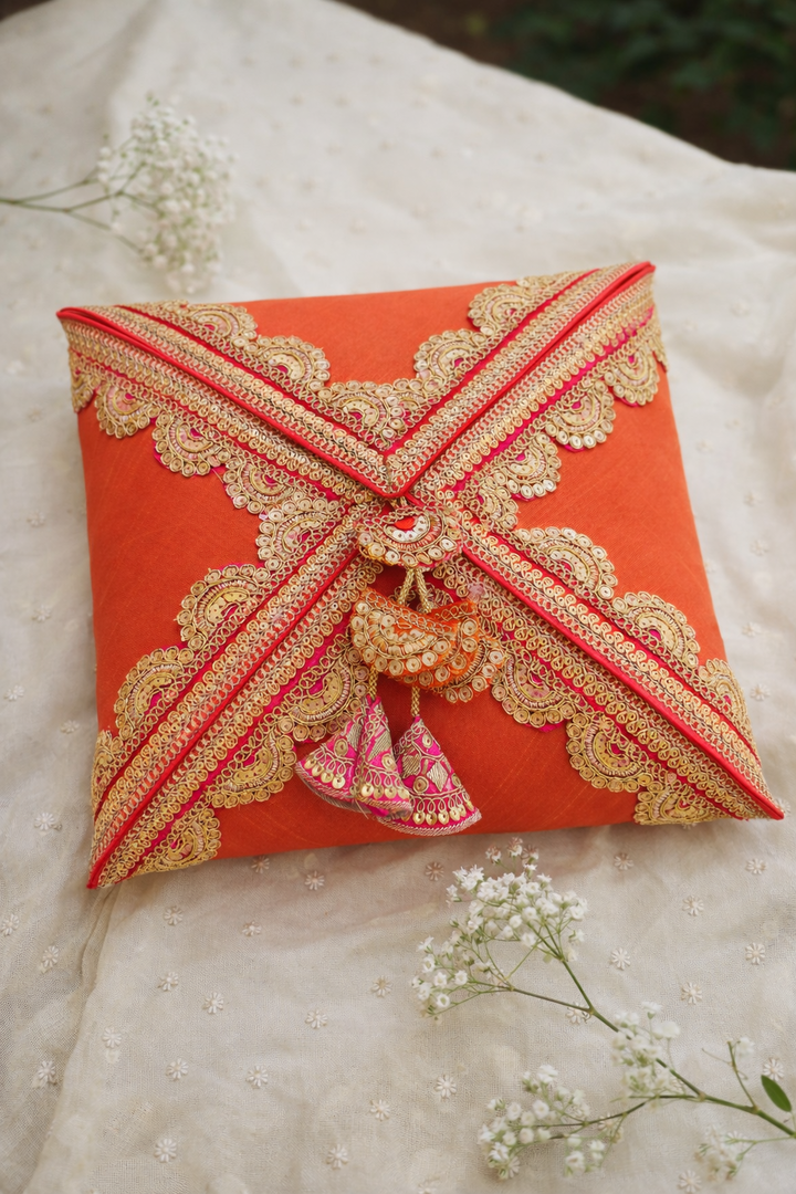Luxury embroidered dry fruit gift box