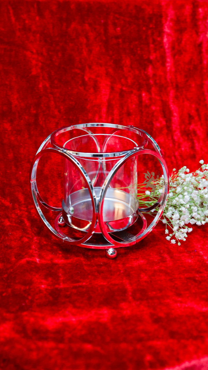 Modern candle centerpiece decor