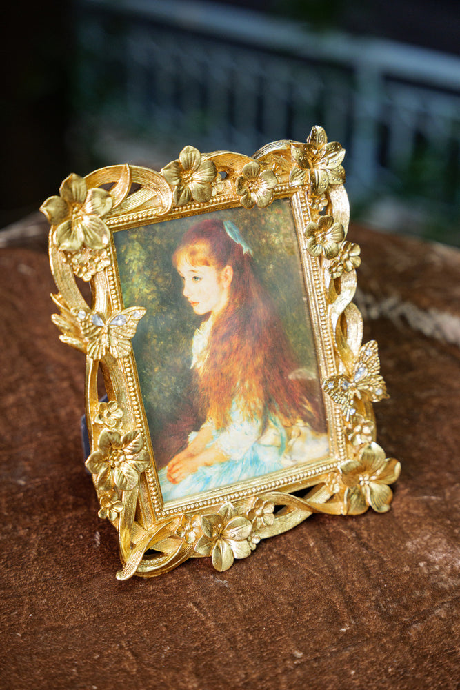 Resin Photo Frame with Butterfly & Flower Motifs