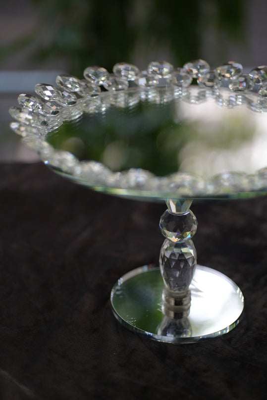 
                      
                        Round Crystal Beaded Stand
                      
                    