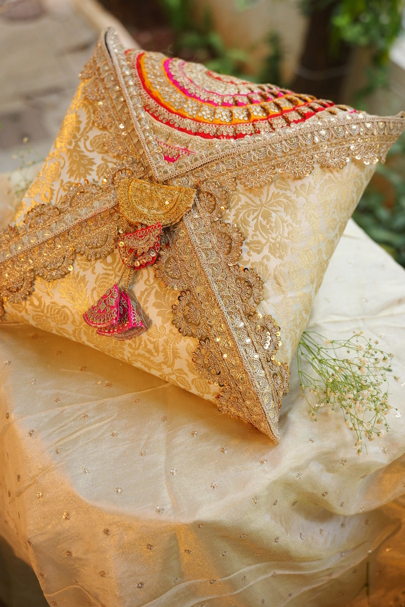 Bridal trousseau saree storage organizer