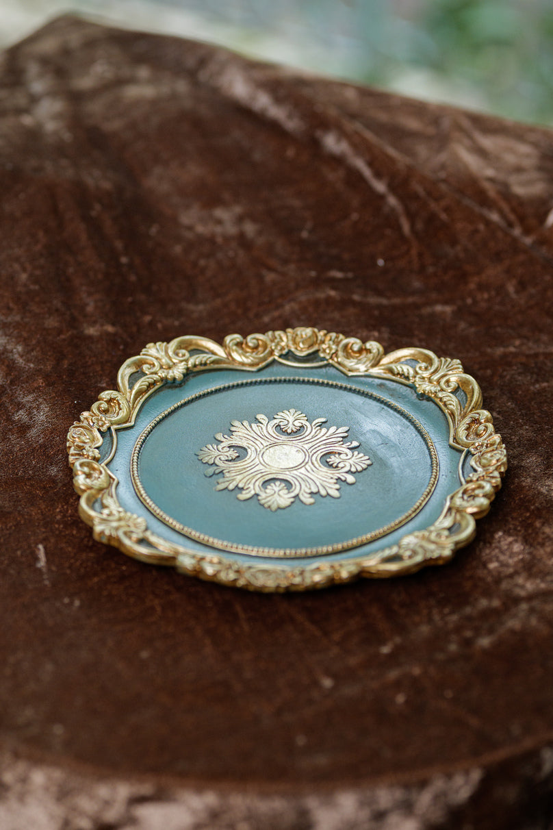 Royal mini round tray with blue and gold design
