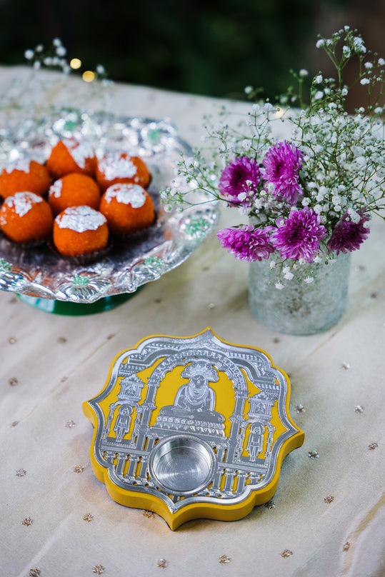 Mahaveer Yellow Silver-Plated Tea-Light