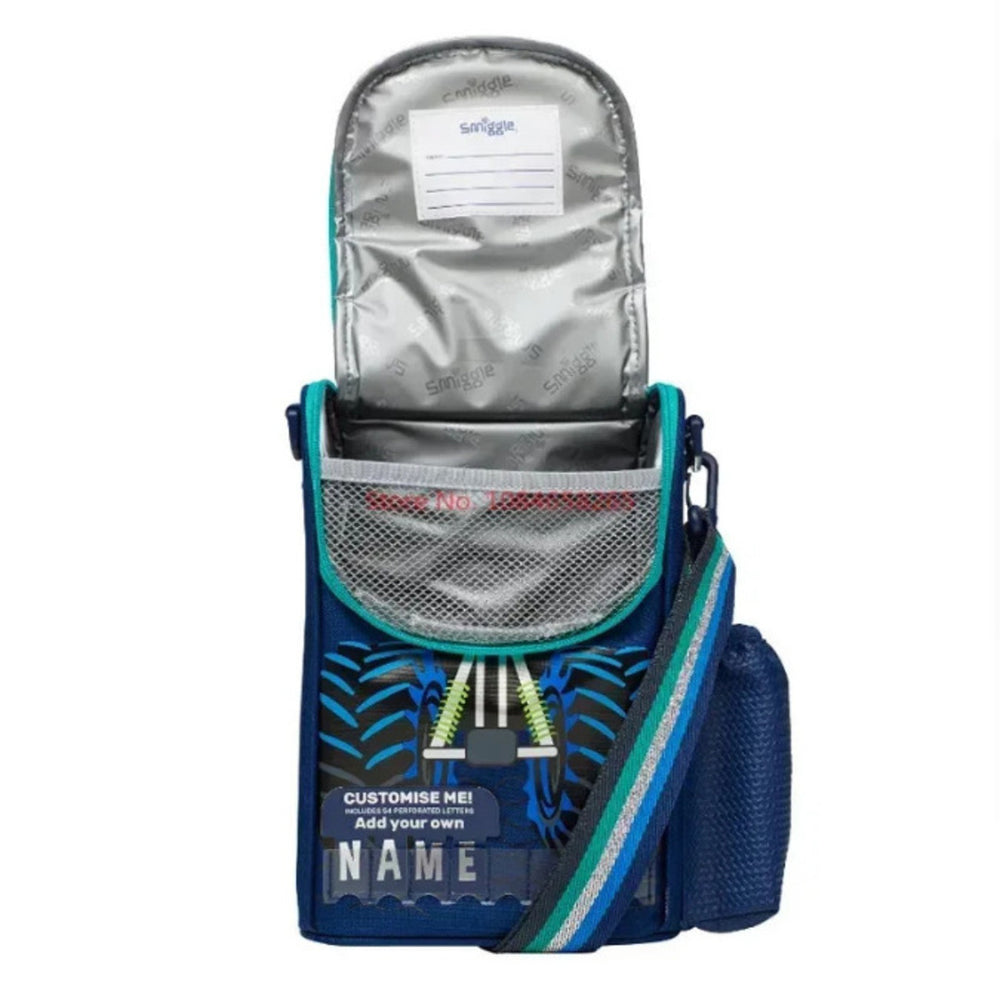 
                      
                        Durable lunch bag for boys Aarnaaz
                      
                    