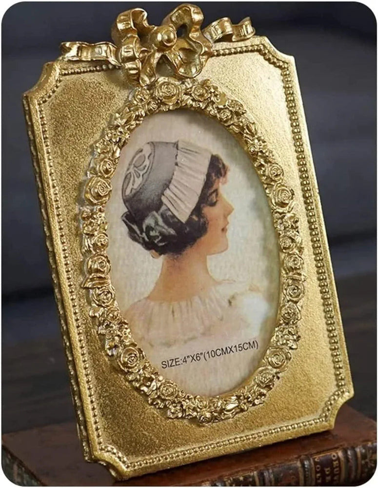 Victorian Grace Frame