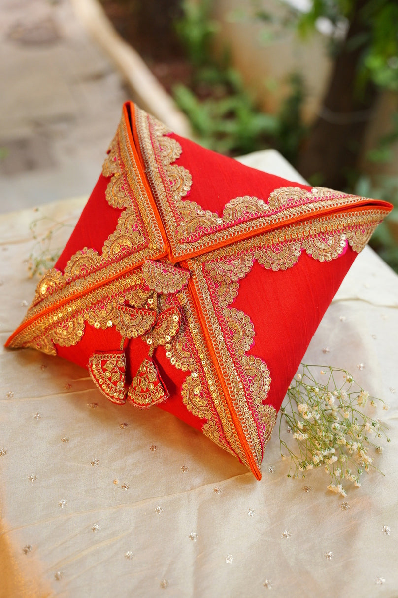 Luxury red cane dry fruit packaging